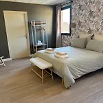 Apartamento Paisible - Parking Privé Gratuit à