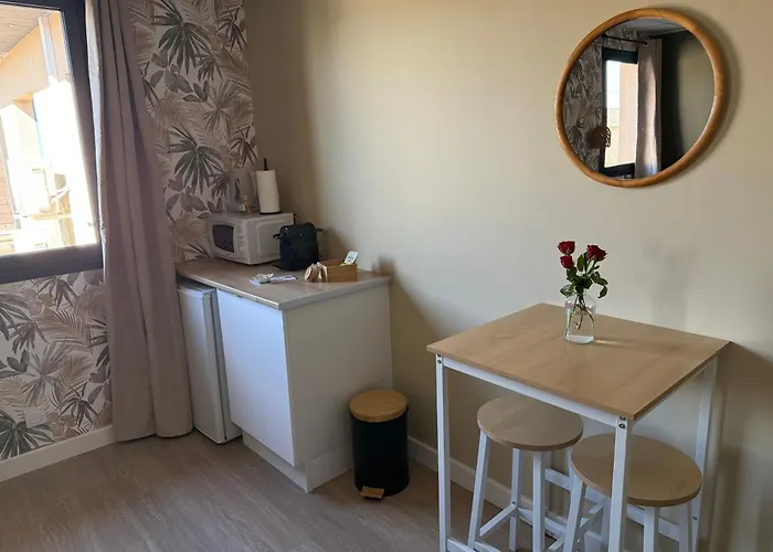 Du 3 - Parking Prive Gratuit Apartment *